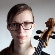 profiilikuva, jossa anni härkönen ja sellon kierukka