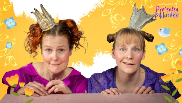 Prinsessat katsovat kameraan.